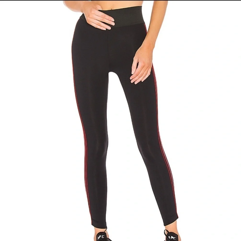 Koral black al